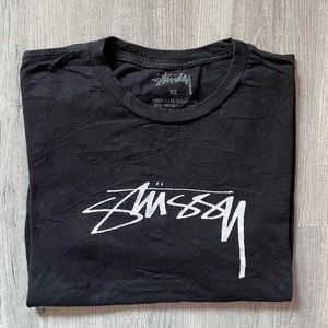 BLACK STUSSY T SHIRT SIZE MEDIUM
